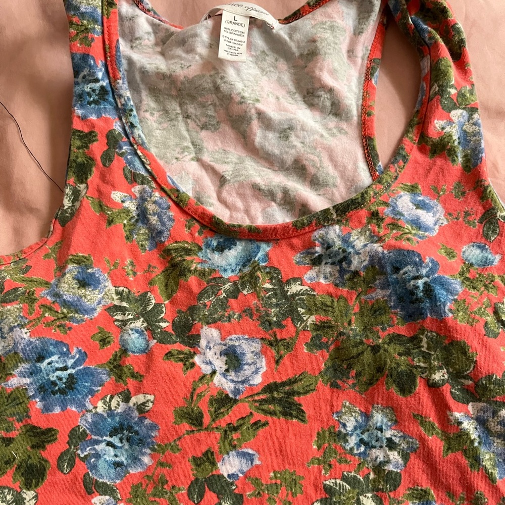 Pink floral crop top